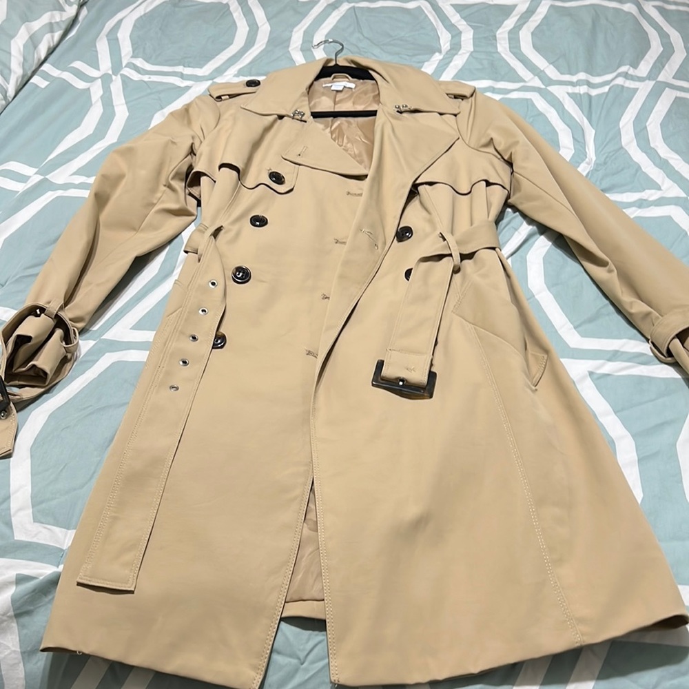 Rain coat